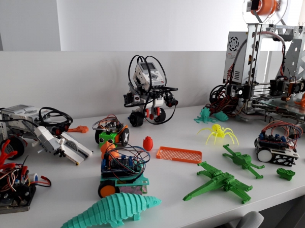 La Escuela Municipal de Robótica de Bezana inicia su Curso de Impresión 3D